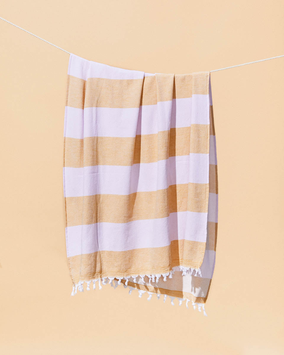 FEATHER WEIGHT TOWEL  SET