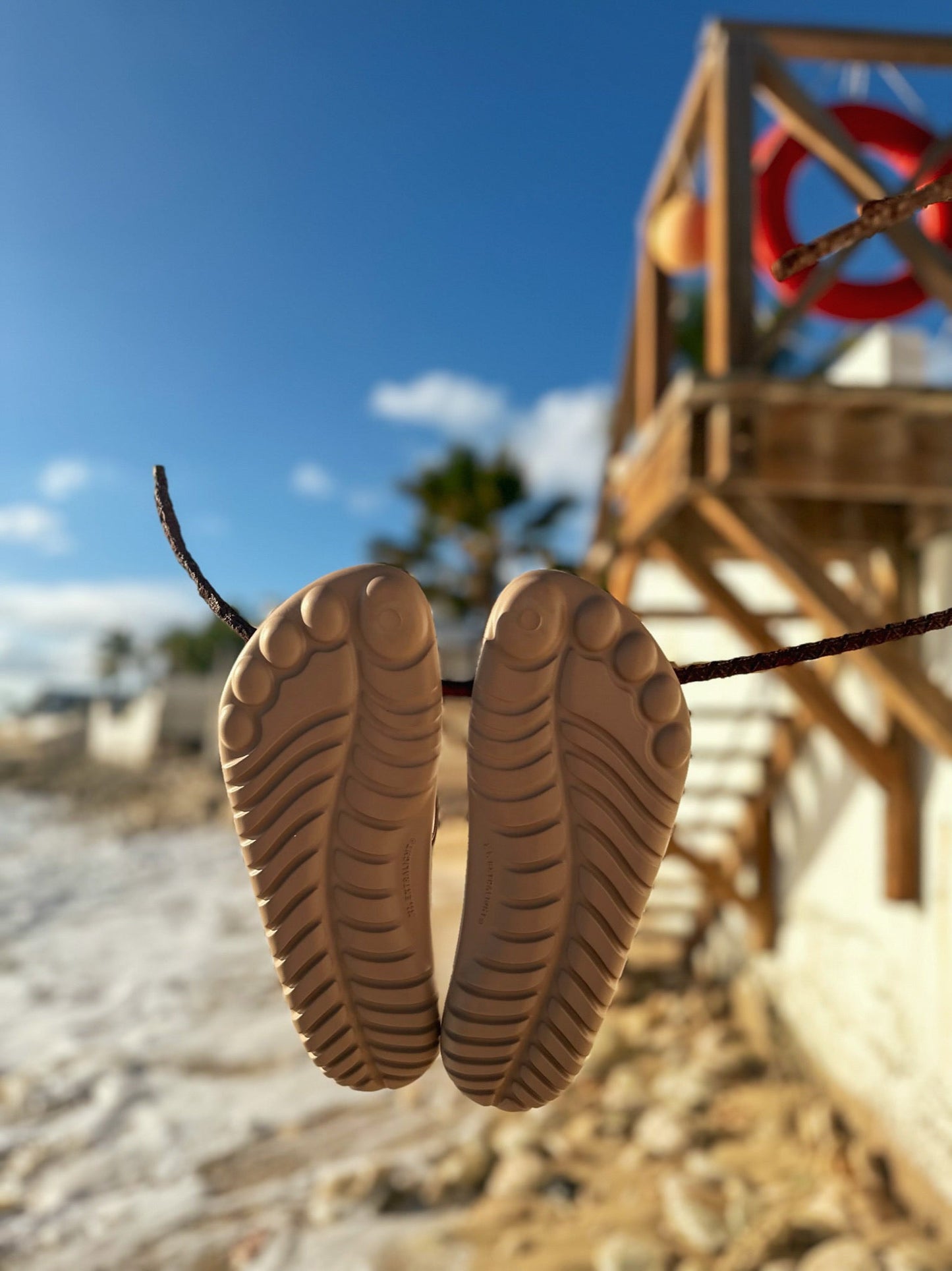 BEACH NUDE FLIP FLOPS