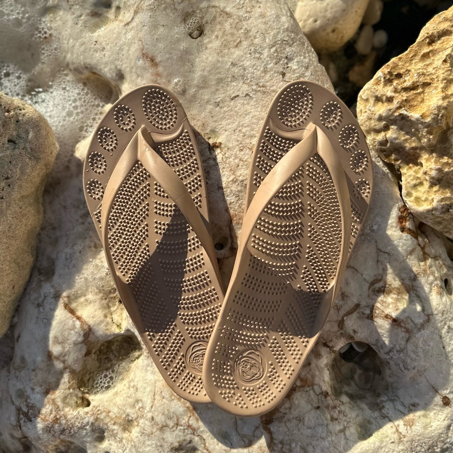 BEACH NUDE FLIP FLOPS